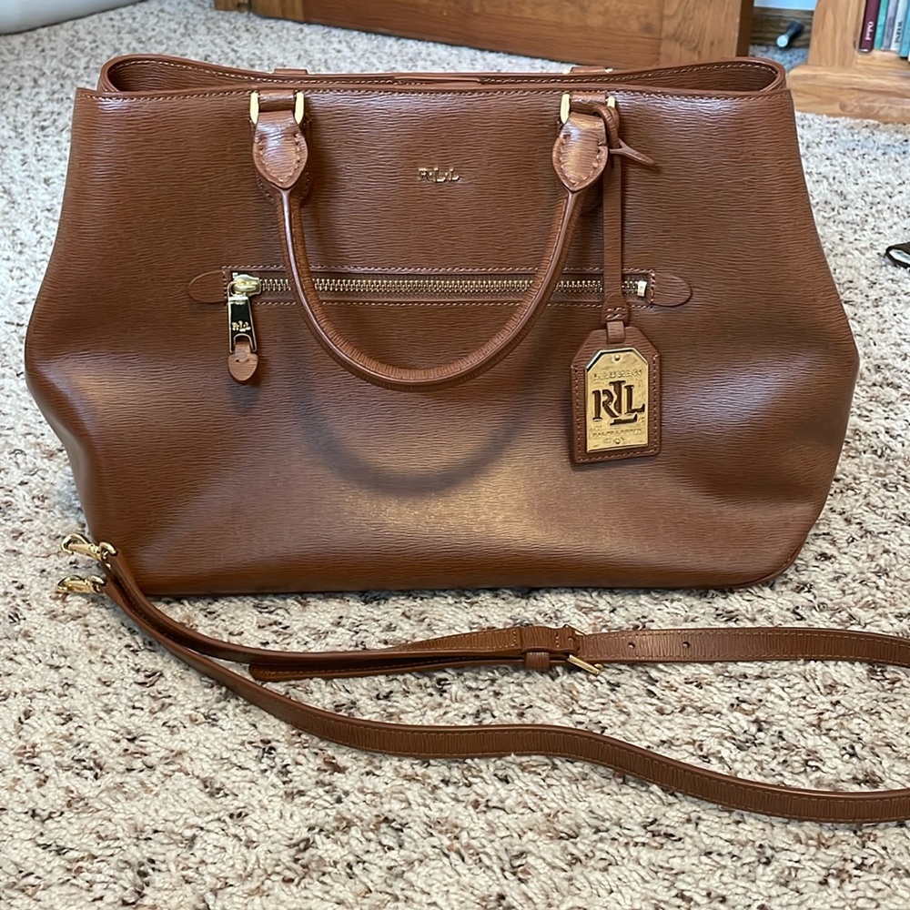 Ralph Lauren stylish and spacious bag!